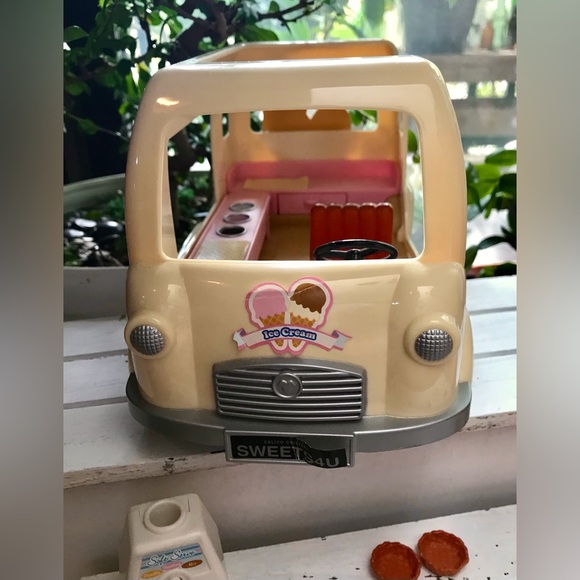 Calico Critters Ice Cream Truck Vehicle Accessories Vehicle Toy Playset Food - Picture 11 of 16